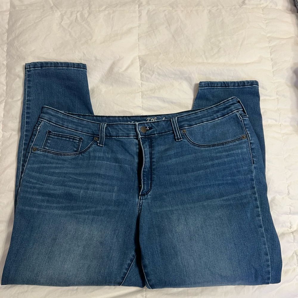 Universal Thread skinny jeans